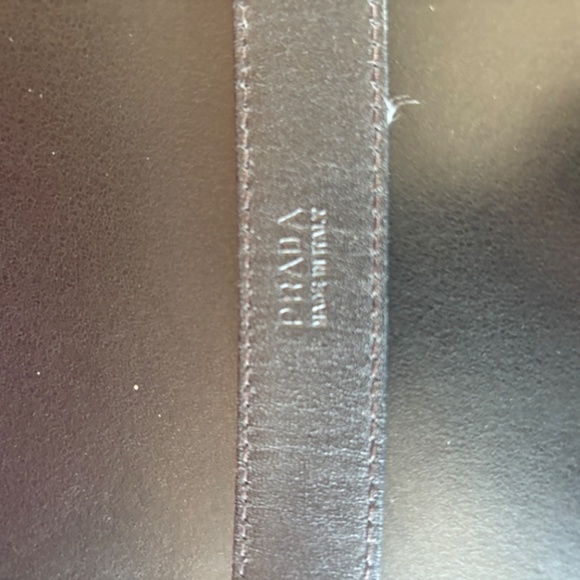 PRADA LEATHER BELT WITH GOLD BUCKLE - Picture 4 of 4